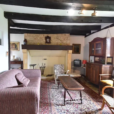 Dom wakacyjny Beautiful Holiday In Salignac-eyvigues Amid Nature