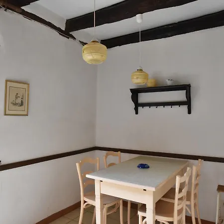 Dom wakacyjny Beautiful Holiday In Salignac-eyvigues Amid Nature